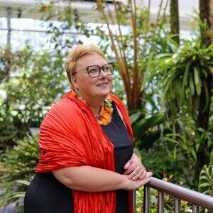 Meet your Posher, Petra